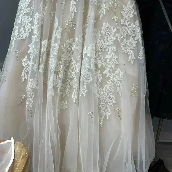 MORI LEE Style 2808 size 16 - Picture 5 of 10